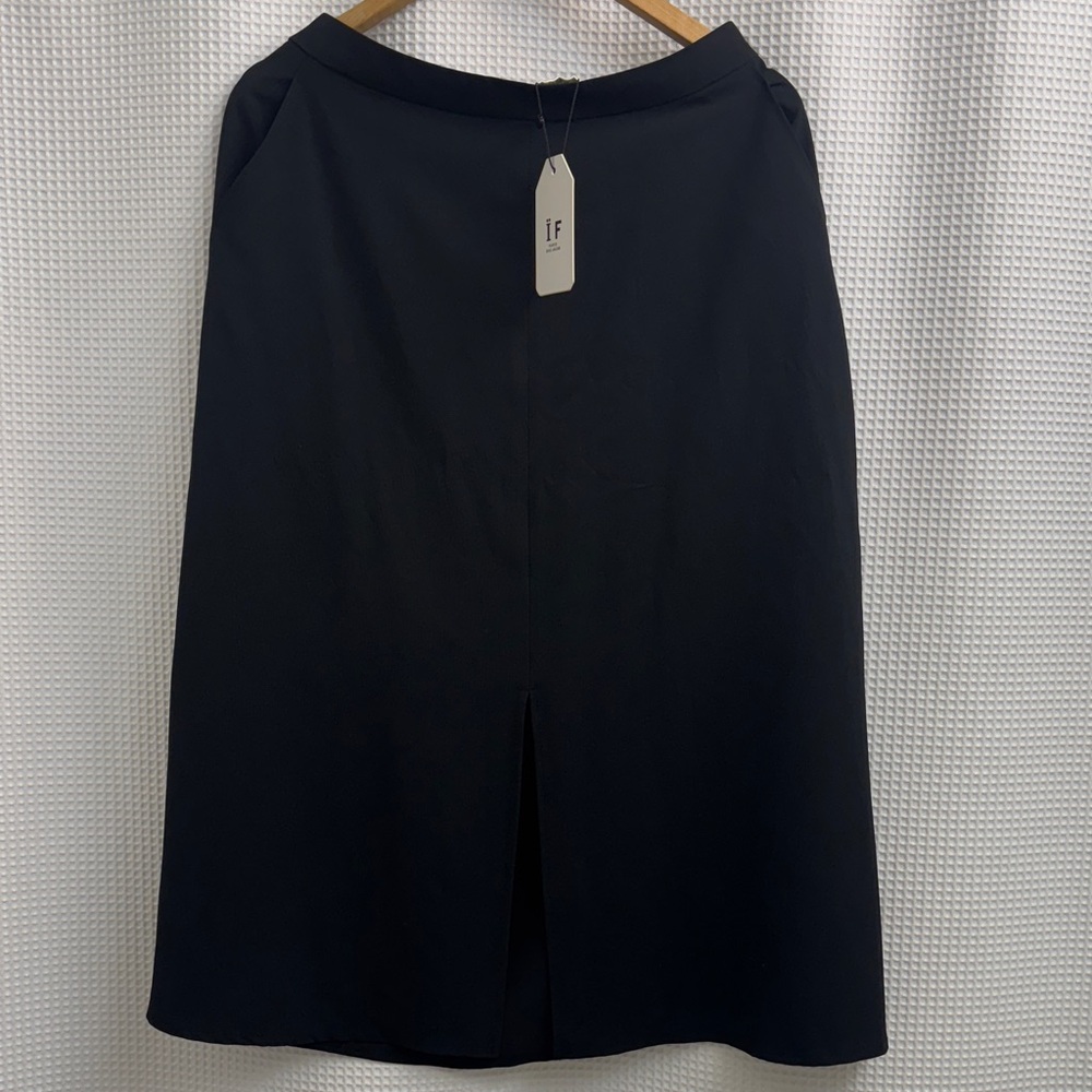 Women's Black Skirt